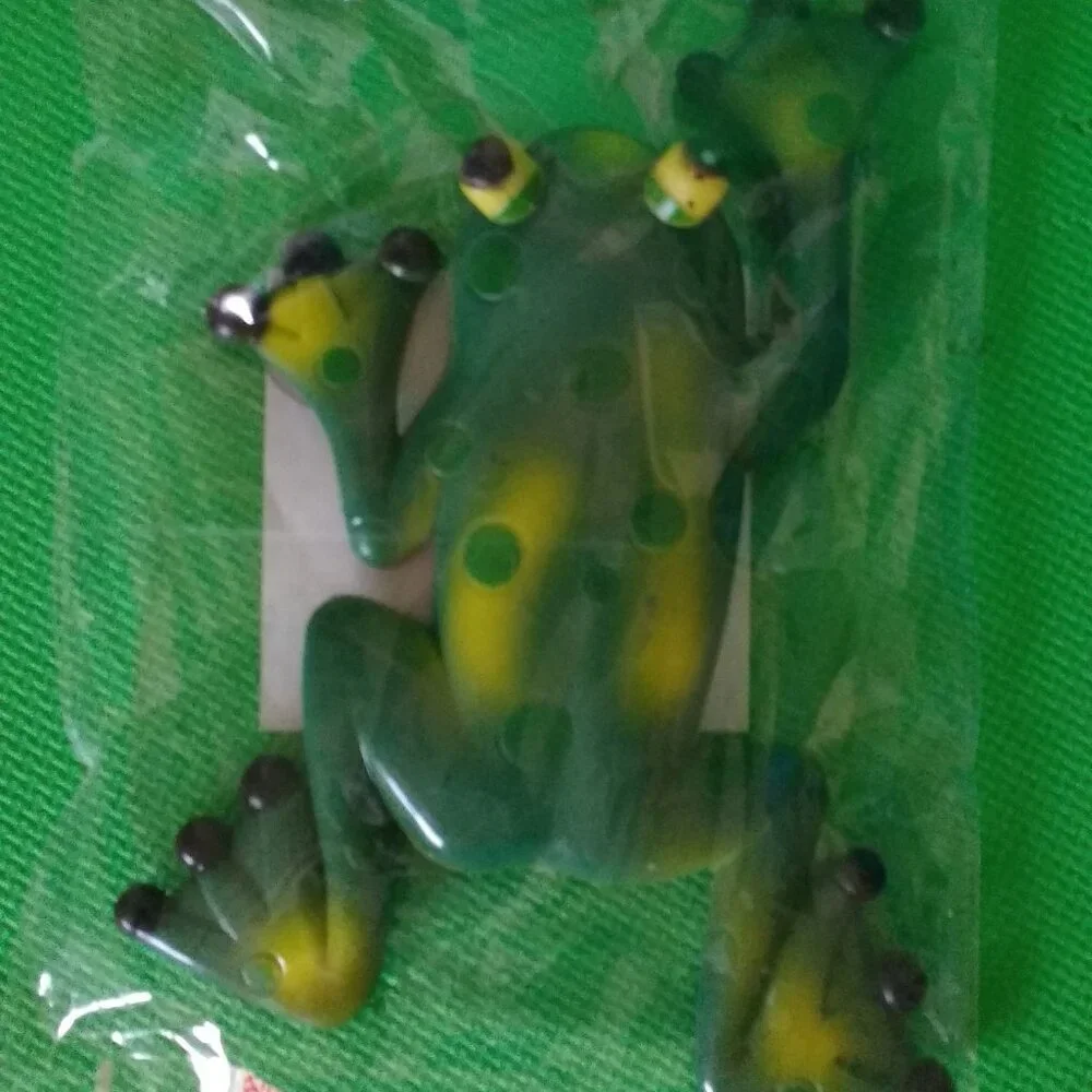 Frog Thermometer + Caterpillar magnet New